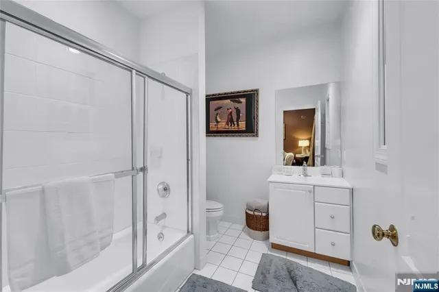 $1,699,999 | 136 Tappan Road, Norwood, NJ 07648