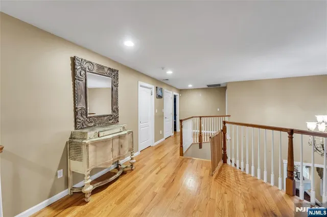 $1,699,999 | 136 Tappan Road, Norwood, NJ 07648