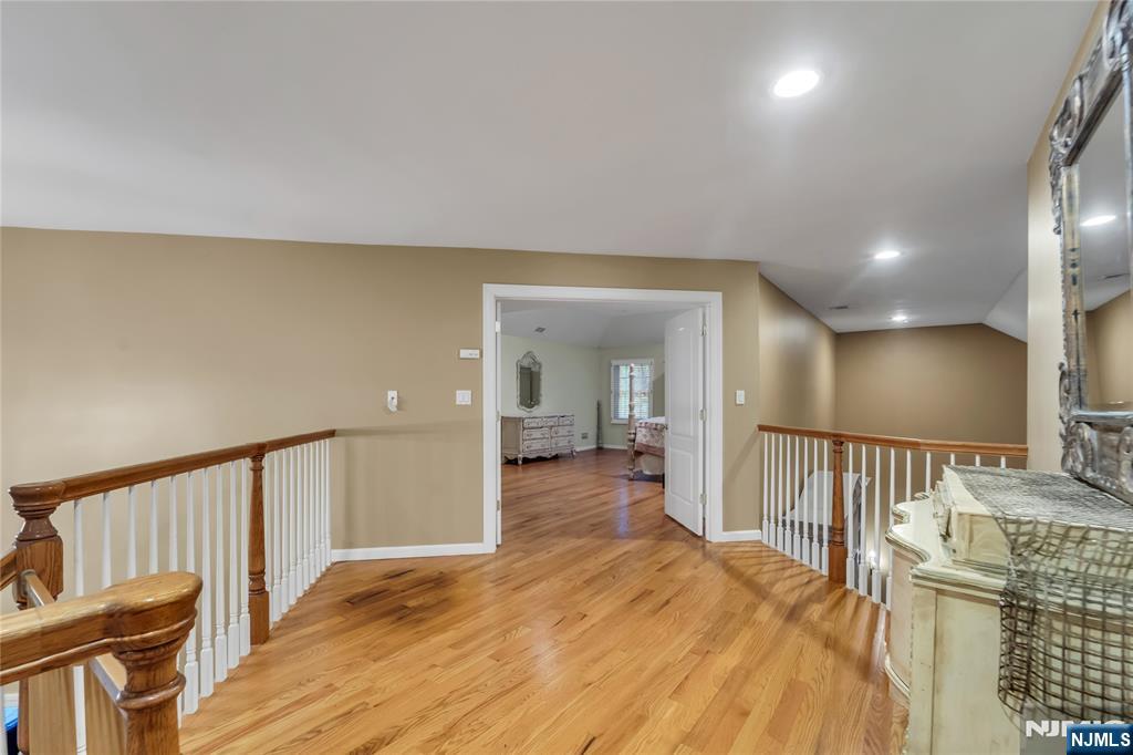 136 Tappan Road Norwood, NJ 07648 - Photo 23 of 47