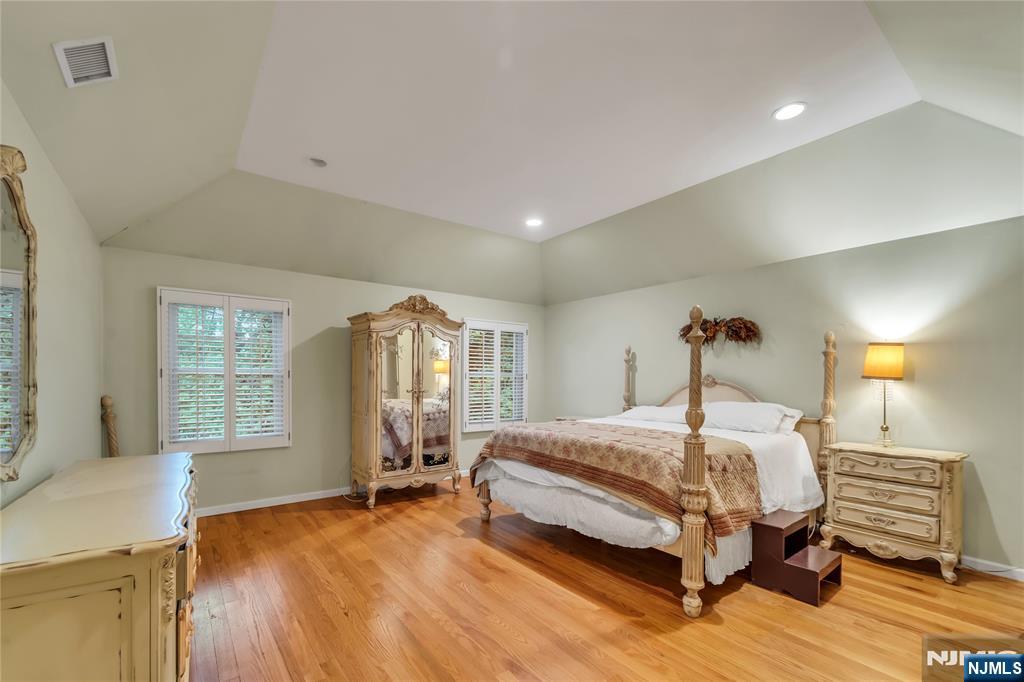 136 Tappan Road Norwood, NJ 07648 - Photo 24 of 47