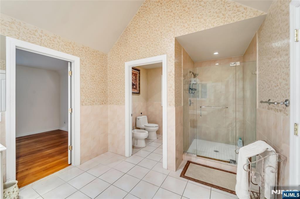 136 Tappan Road Norwood, NJ 07648 - Photo 31 of 47