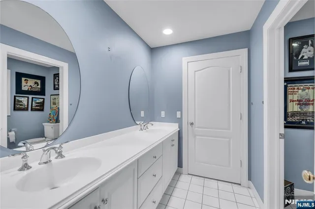 $1,699,999 | 136 Tappan Road, Norwood, NJ 07648