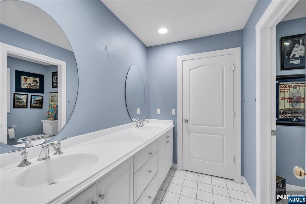 136 Tappan Road Norwood, NJ 07648 - Photo 35 of 47