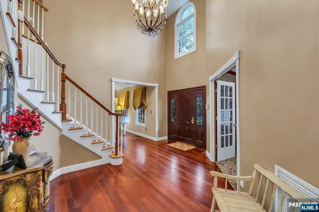 $1,699,999 | 136 Tappan Road, Norwood, NJ 07648