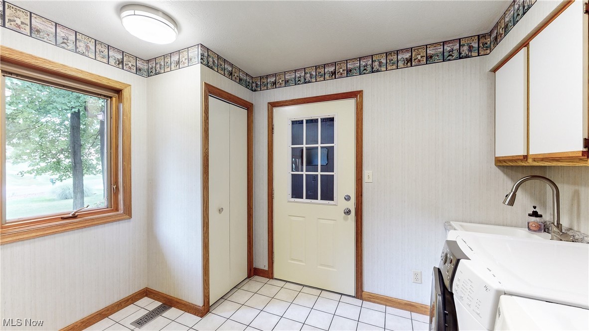 19206 Rashell Drive Bedford, OH 44146 - Photo 22 of 50