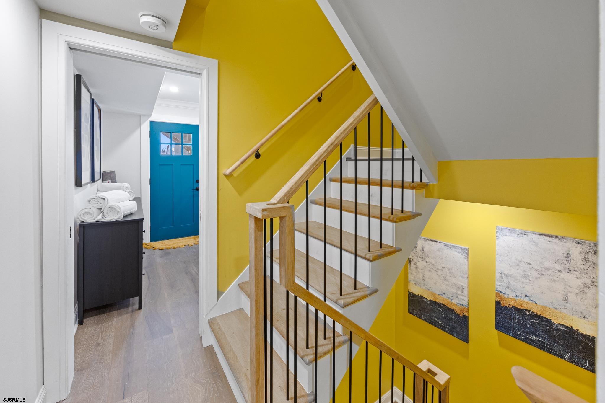 129 Seaside Avenue Atlantic City, NJ 08401 - Photo 14 of 43 a view of an entryway with wooden floor