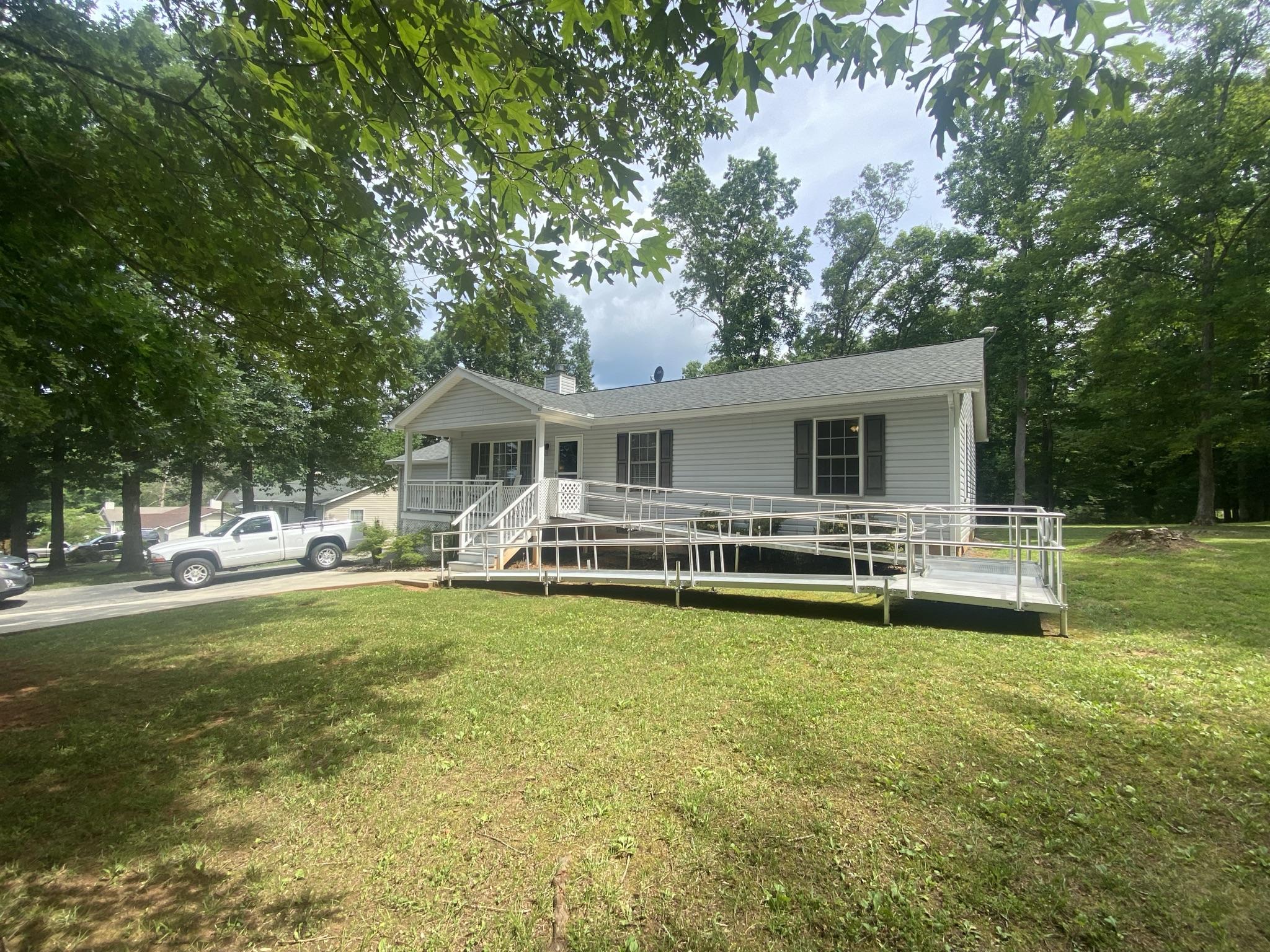5955 Scruggs Road Moneta, VA 24121 - Photo 2 of 34 98ED4634-72FE-4B6D-807F-0266E9EA52B1