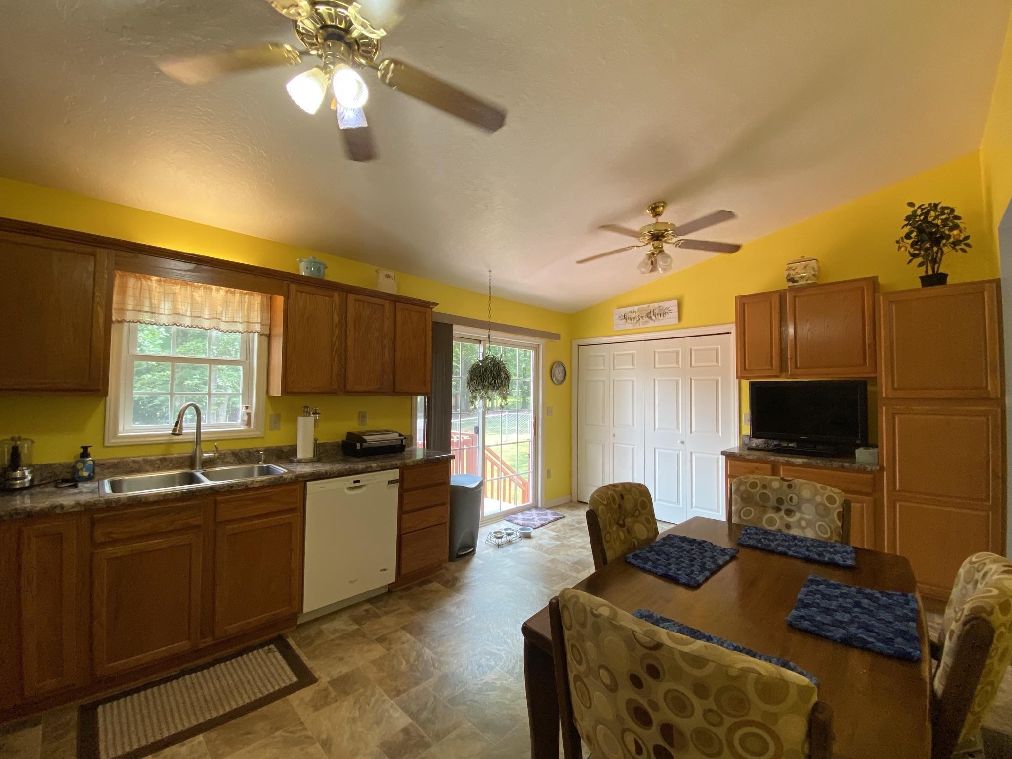 5955 Scruggs Road Moneta, VA 24121 - Photo 18 of 34 06B7FA82-379B-4D6F-9296-79CA709C7092