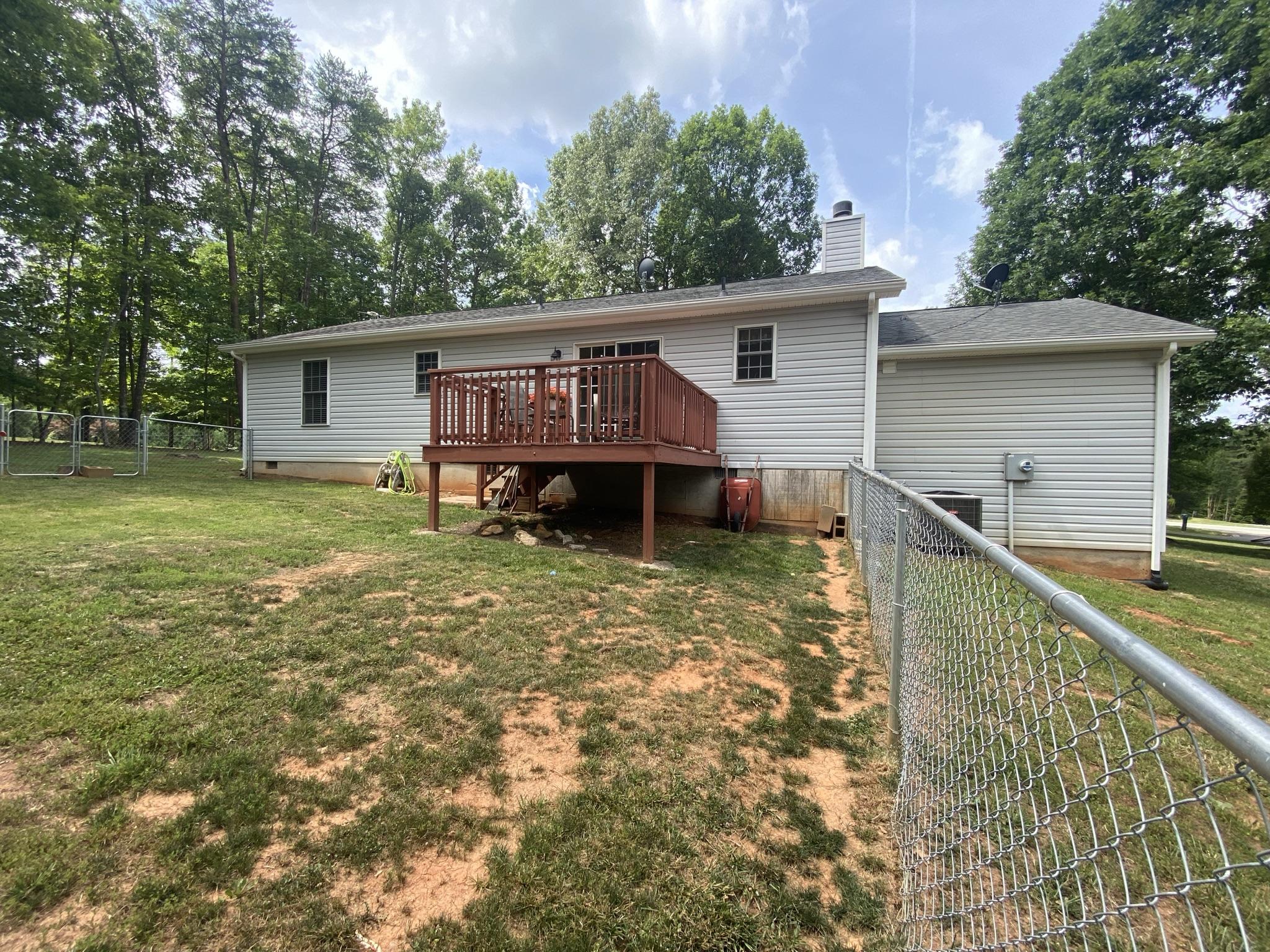 5955 Scruggs Road Moneta, VA 24121 - Photo 32 of 34 A1279210-2431-40F0-944E-F35DCADDCC92