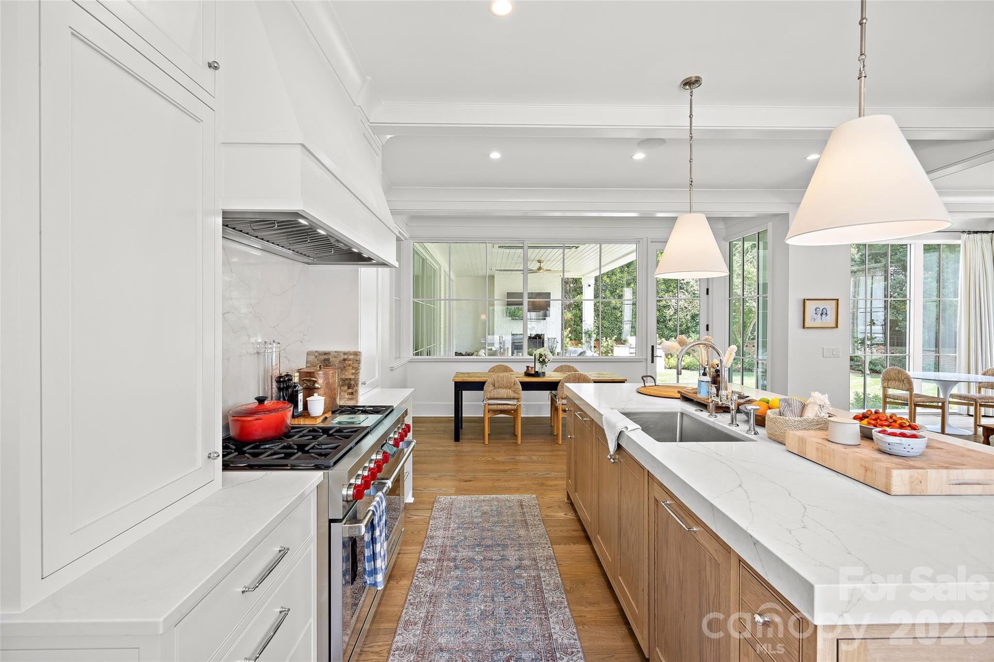 911 Colville Road Charlotte, NC 28207 - Photo 12 of 48