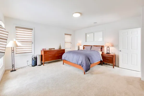 $899,900 | 1161 West Eddy Street, Unit 3, Chicago, IL 60657