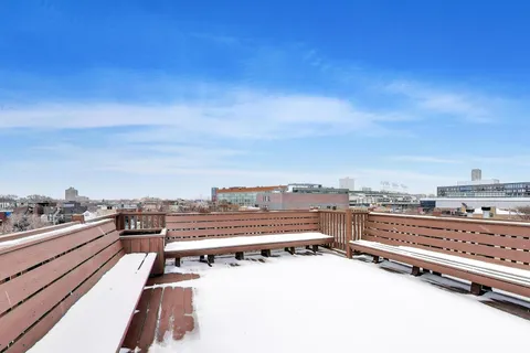 $899,900 | 1161 West Eddy Street, Unit 3, Chicago, IL 60657