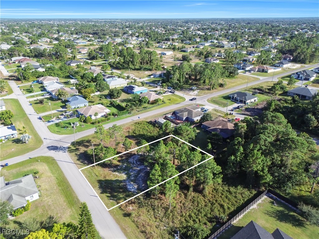 3015 32nd Street Southwest Lehigh Acres, FL 33976 - Photo 5 of 6