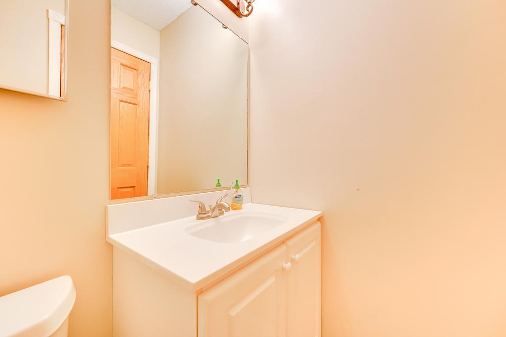 2214 Mayfair Road Golden Valley, MN 55427 - Photo 22 of 25 Gallery Image 22