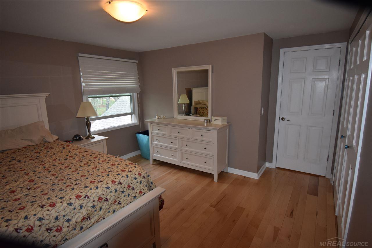 3176 Kilburn Road West Rochester Hills, MI 48306 - Photo 19 of 23