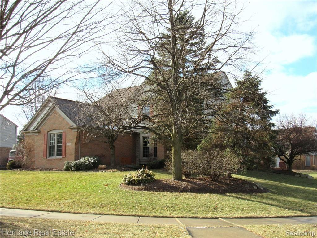 3787 Rolling Hills Road Lake Orion, MI 48359 - Photo 2 of 3