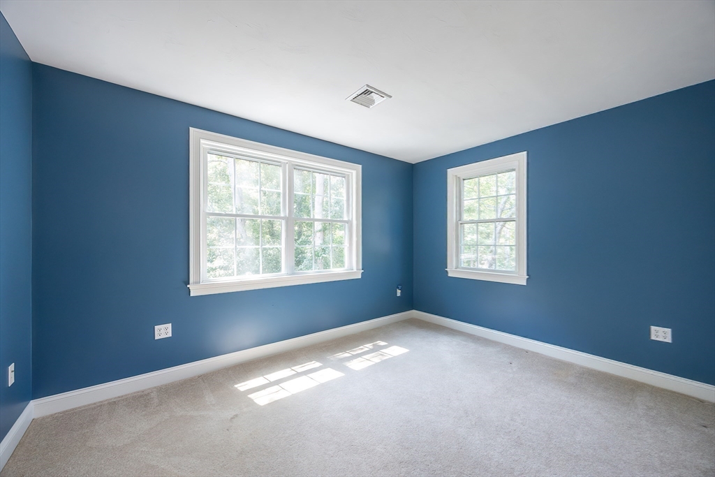 6 Freedom Trail Medway, MA 02053 - Photo 20 of 34