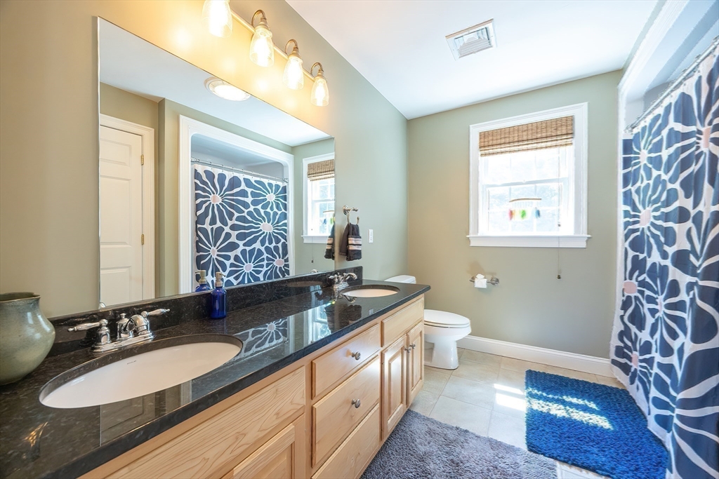 6 Freedom Trail Medway, MA 02053 - Photo 22 of 34