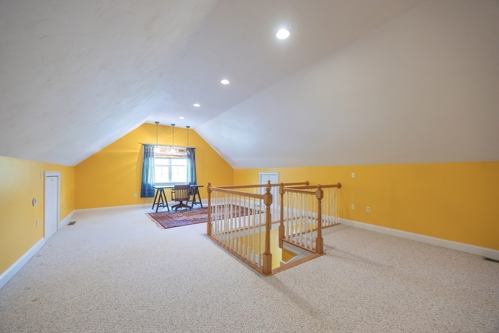 6 Freedom Trail Medway, MA 02053 - Photo 26 of 34