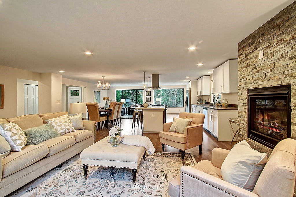 15115 206th Avenue Southeast Renton, WA 98059 - Photo 11 of 18 Gallery Image 11