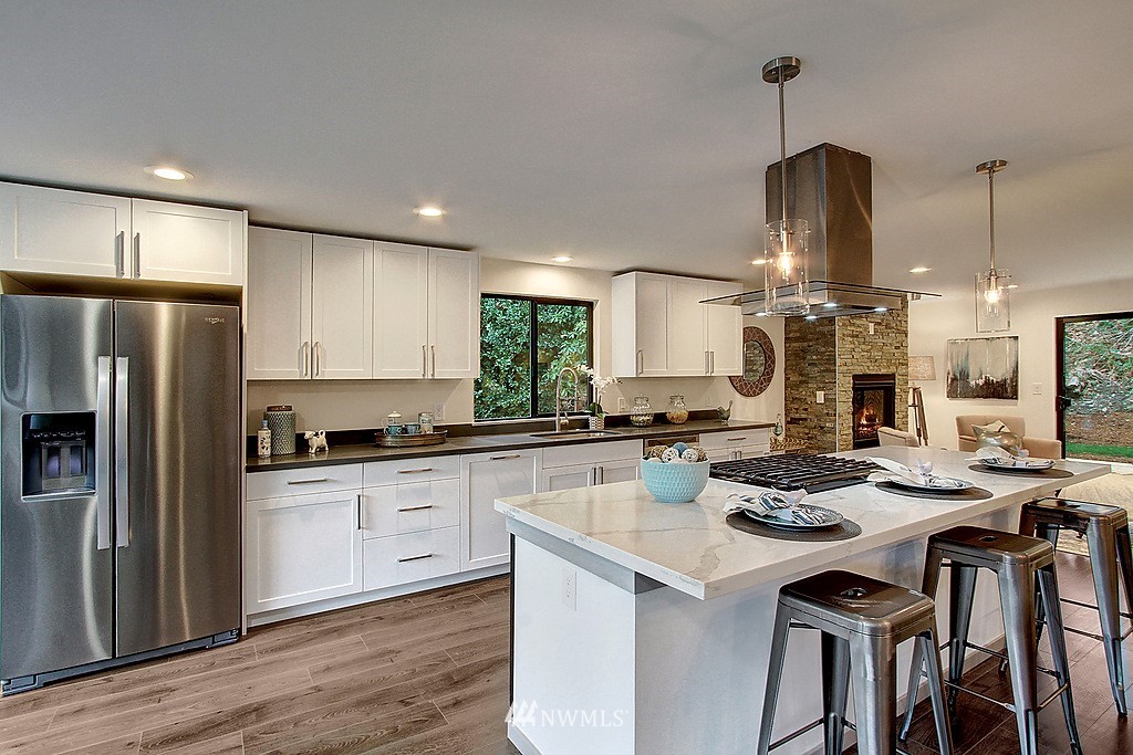 15115 206th Avenue Southeast Renton, WA 98059 - Photo 7 of 18 Gallery Image 7