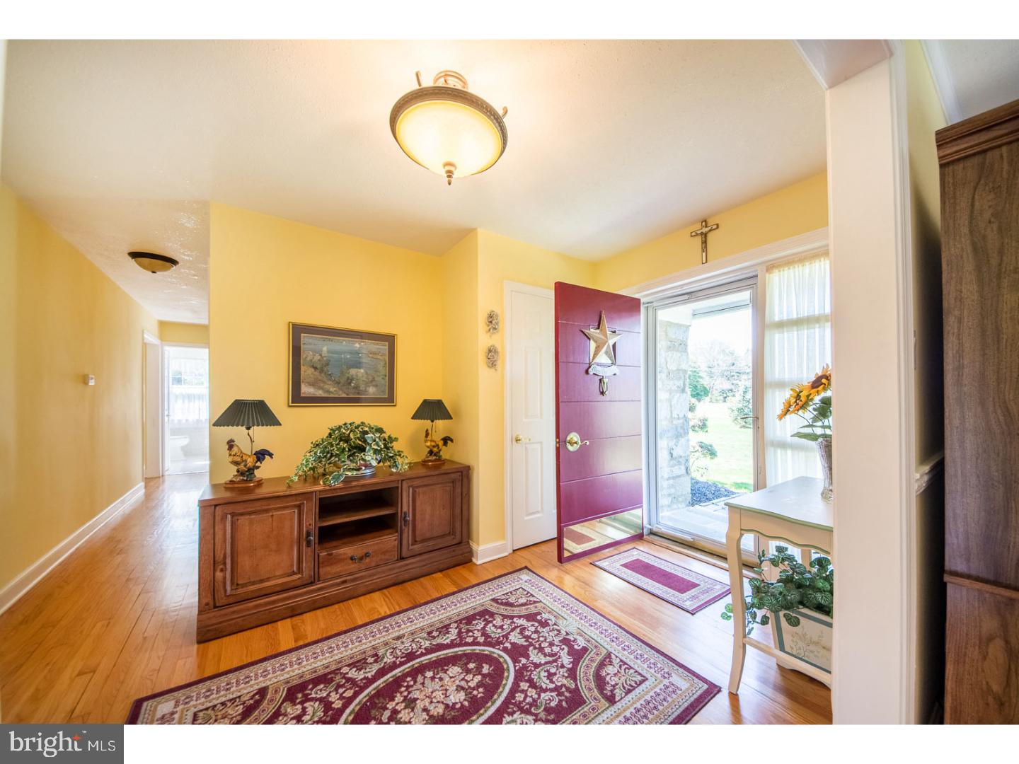 112 Culbertson Run Road Downingtown, PA 19335 - Photo 7 of 25 Foyer