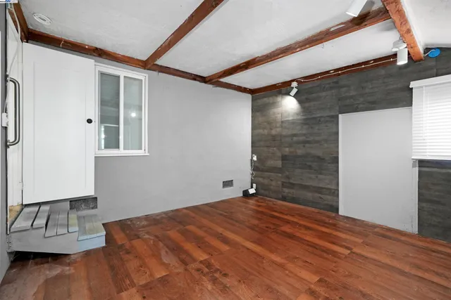 $515,000 | 559 Almanza Drive, Oakland, CA 94603