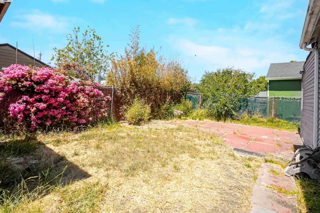 $515,000 | 559 Almanza Drive, Oakland, CA 94603