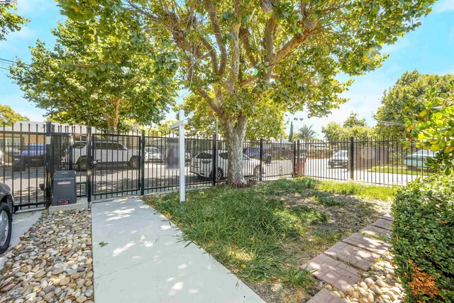 $515,000 | 559 Almanza Drive, Oakland, CA 94603
