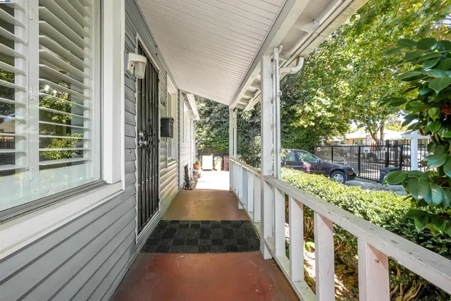 $515,000 | 559 Almanza Drive, Oakland, CA 94603