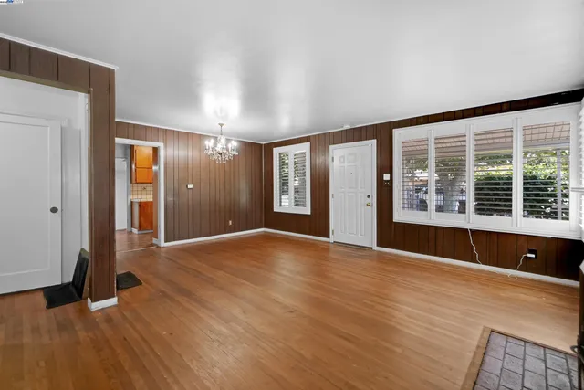 $515,000 | 559 Almanza Drive, Oakland, CA 94603