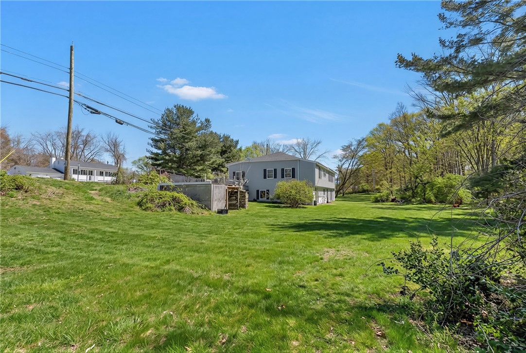 403 Commonwealth Avenue Warwick, RI 02886 - Photo 35 of 44