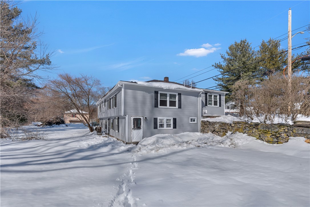 403 Commonwealth Avenue Warwick, RI 02886 - Photo 37 of 44