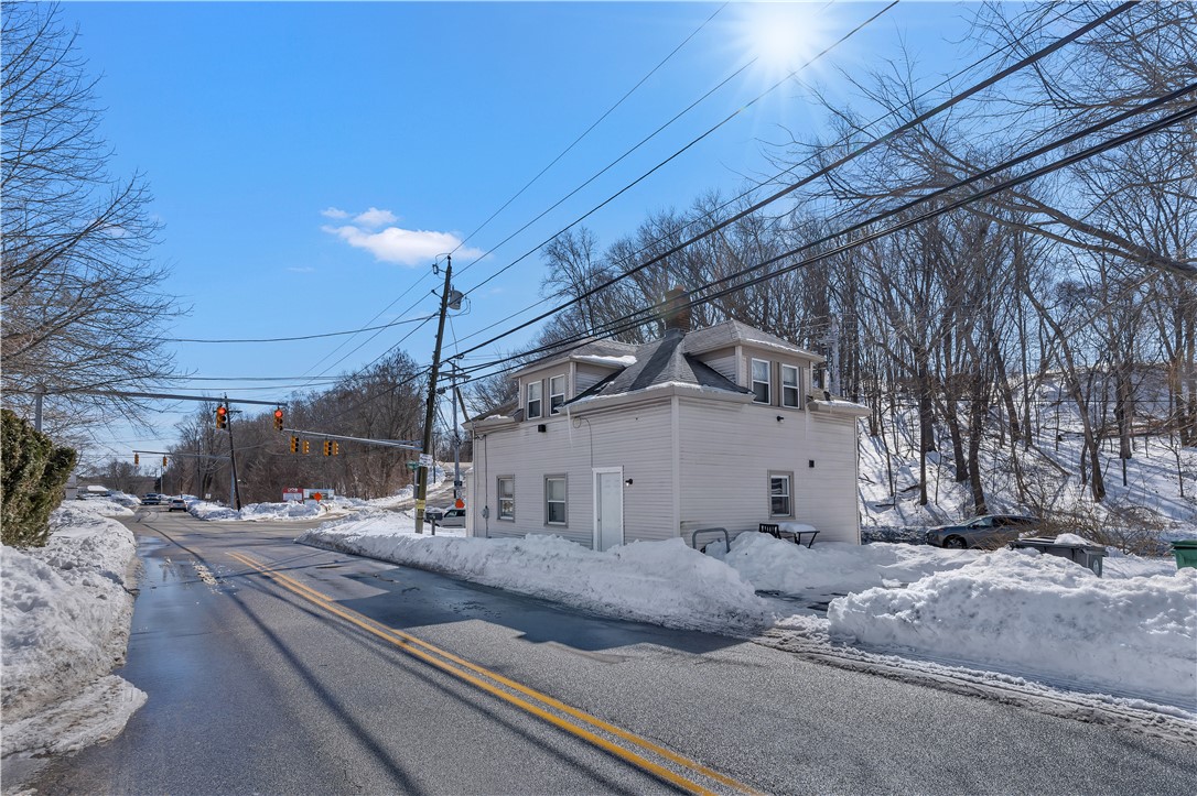 403 Commonwealth Avenue Warwick, RI 02886 - Photo 41 of 44