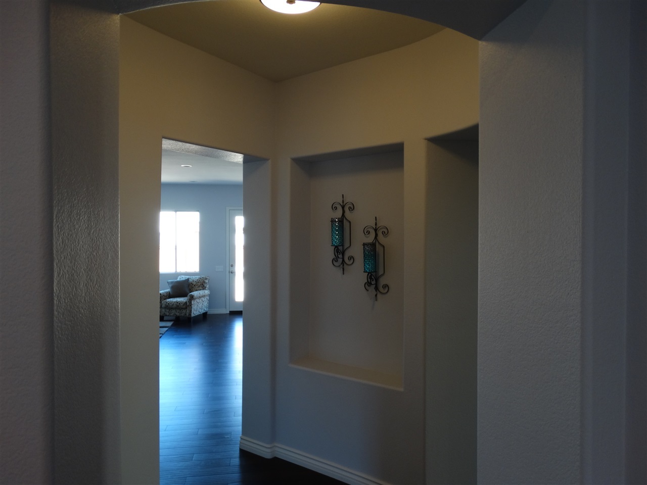 1767 Fernwood Road Chula Vista, CA 91913 - Photo 5 of 25 Gallery Image 5