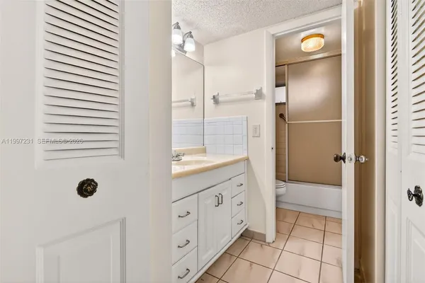 $1,375 | 5801 Northwest 62nd Avenue, Unit 106, Tamarac, FL 33319