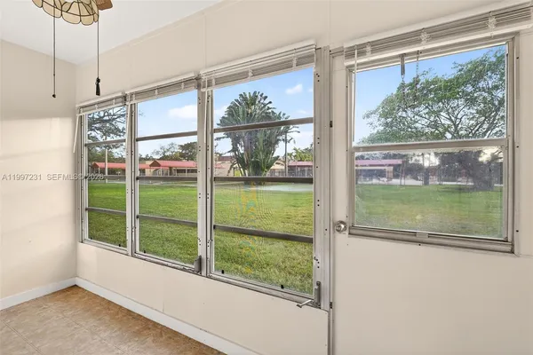 $1,375 | 5801 Northwest 62nd Avenue, Unit 106, Tamarac, FL 33319