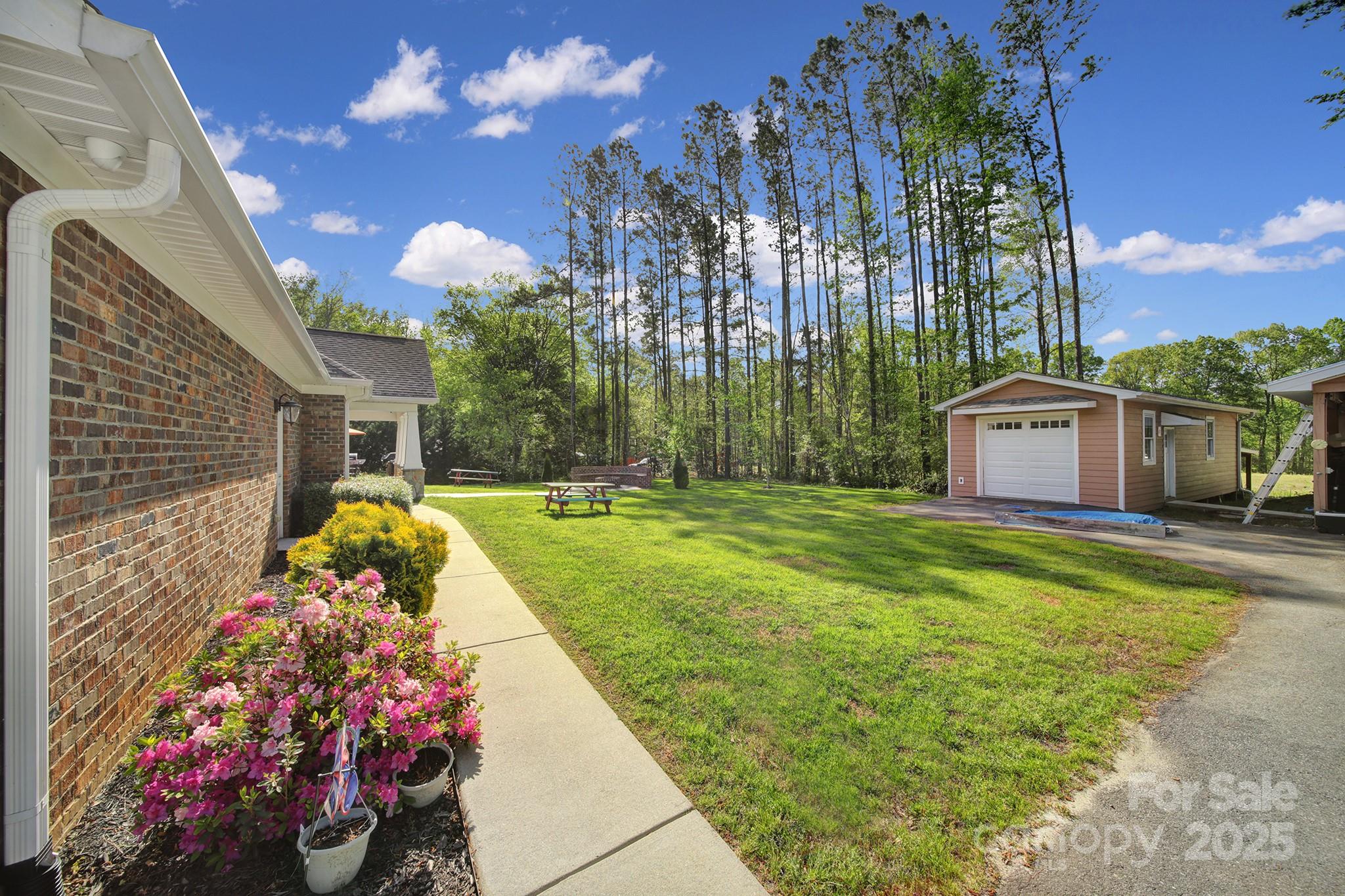 10416 Glenmac Road Charlotte, NC 28215 - Photo 32 of 39 Gallery Image 32