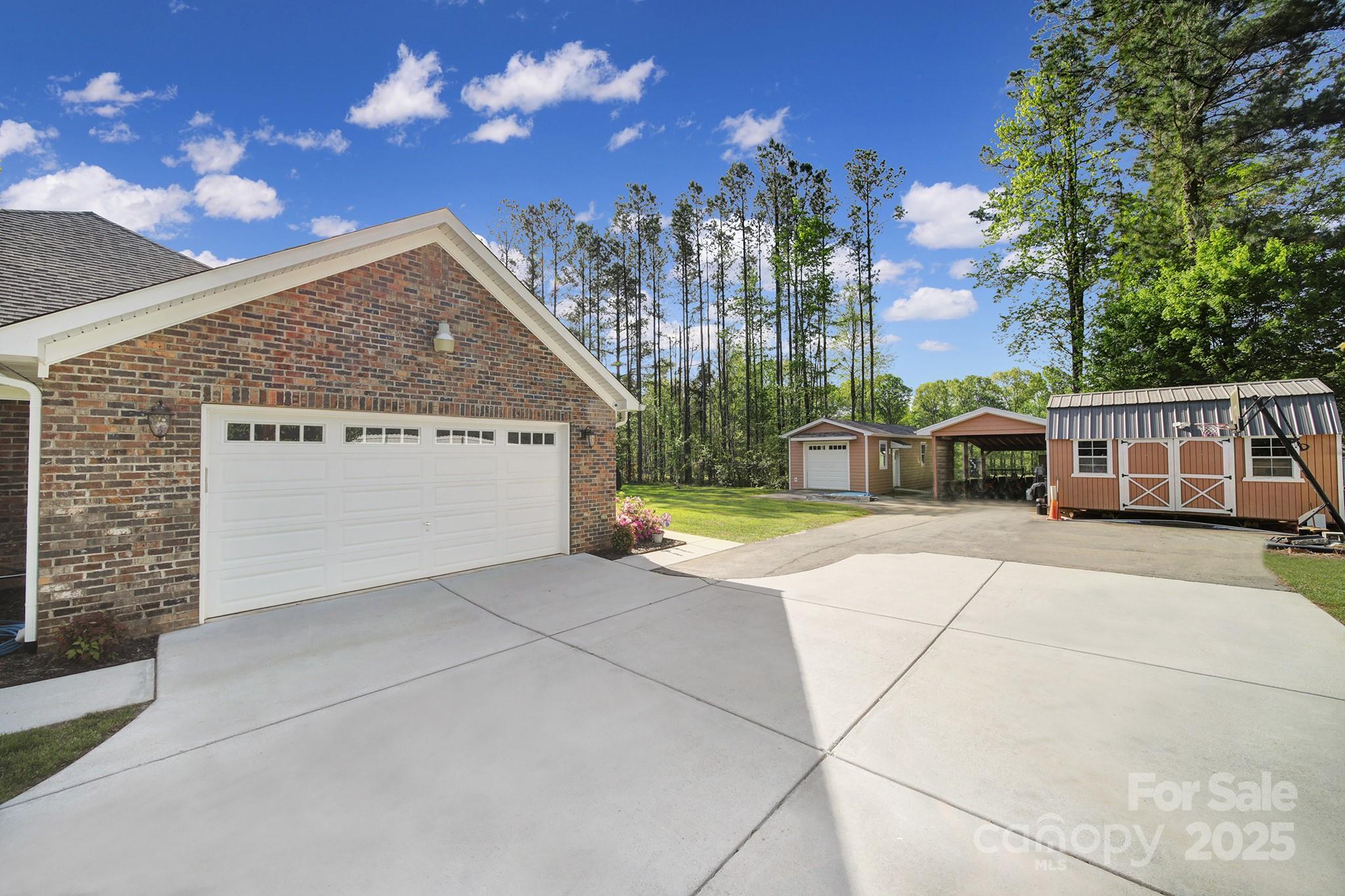 10416 Glenmac Road Charlotte, NC 28215 - Photo 33 of 39 Gallery Image 33