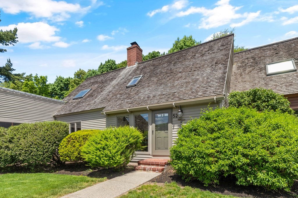 52 Potter Pond, Unit 52 Lexington, MA 02421 - Photo 1 of 29 Gallery Image 1
