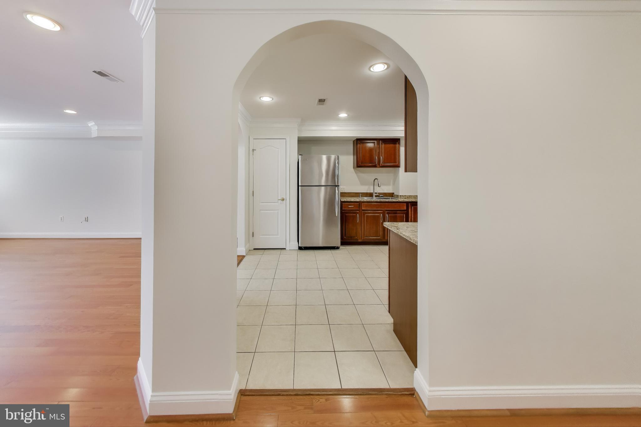 429 Shepherd Street Northwest, Unit 1 Washington, DC 20011 - Photo 14 of 41 Beautiful Archways