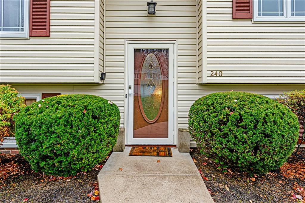 240 Partridge Run Road Gibsonia, PA 15044 - Photo 3 of 33 Gallery Image 3