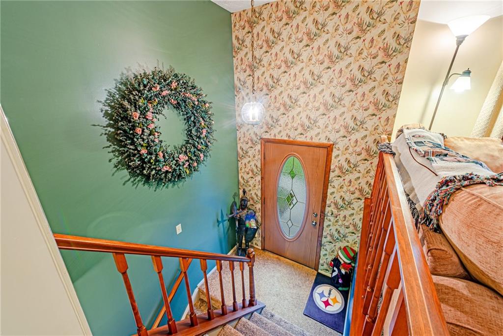 240 Partridge Run Road Gibsonia, PA 15044 - Photo 4 of 33 Gallery Image 4