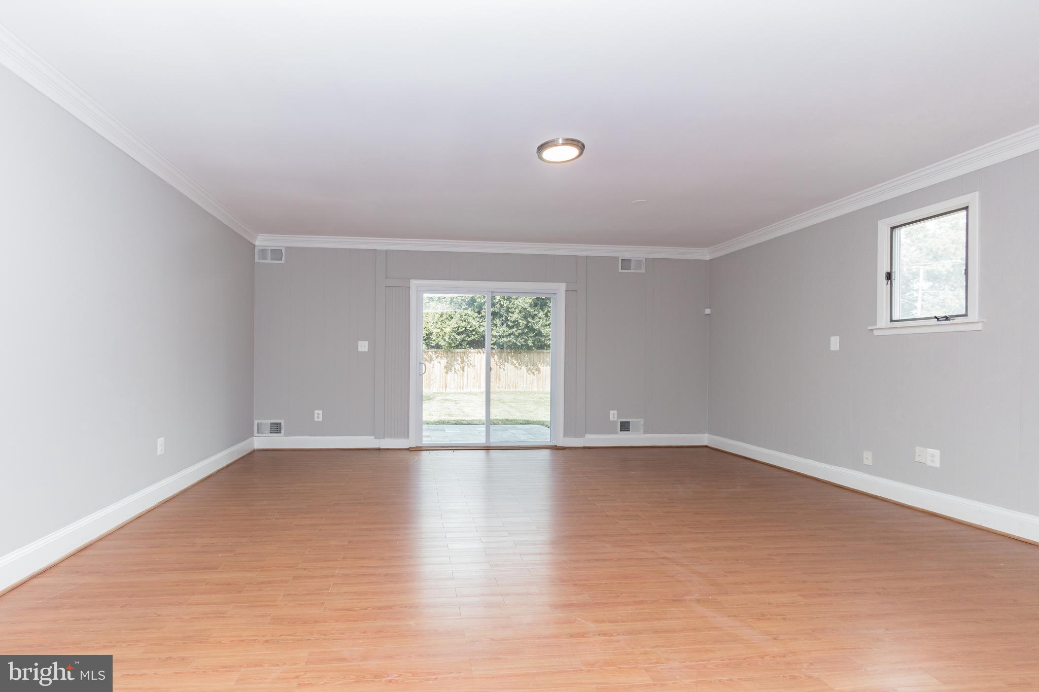7502 Hogarth Street Springfield, VA 22151 - Photo 14 of 36 Gallery Image 14