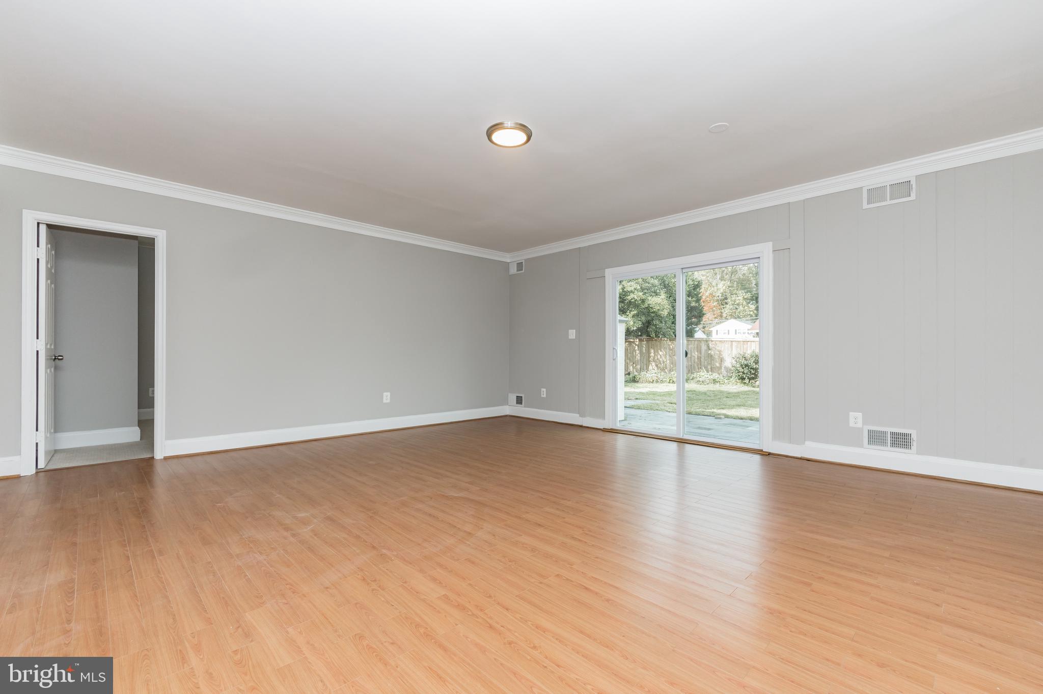 7502 Hogarth Street Springfield, VA 22151 - Photo 15 of 36 Gallery Image 15