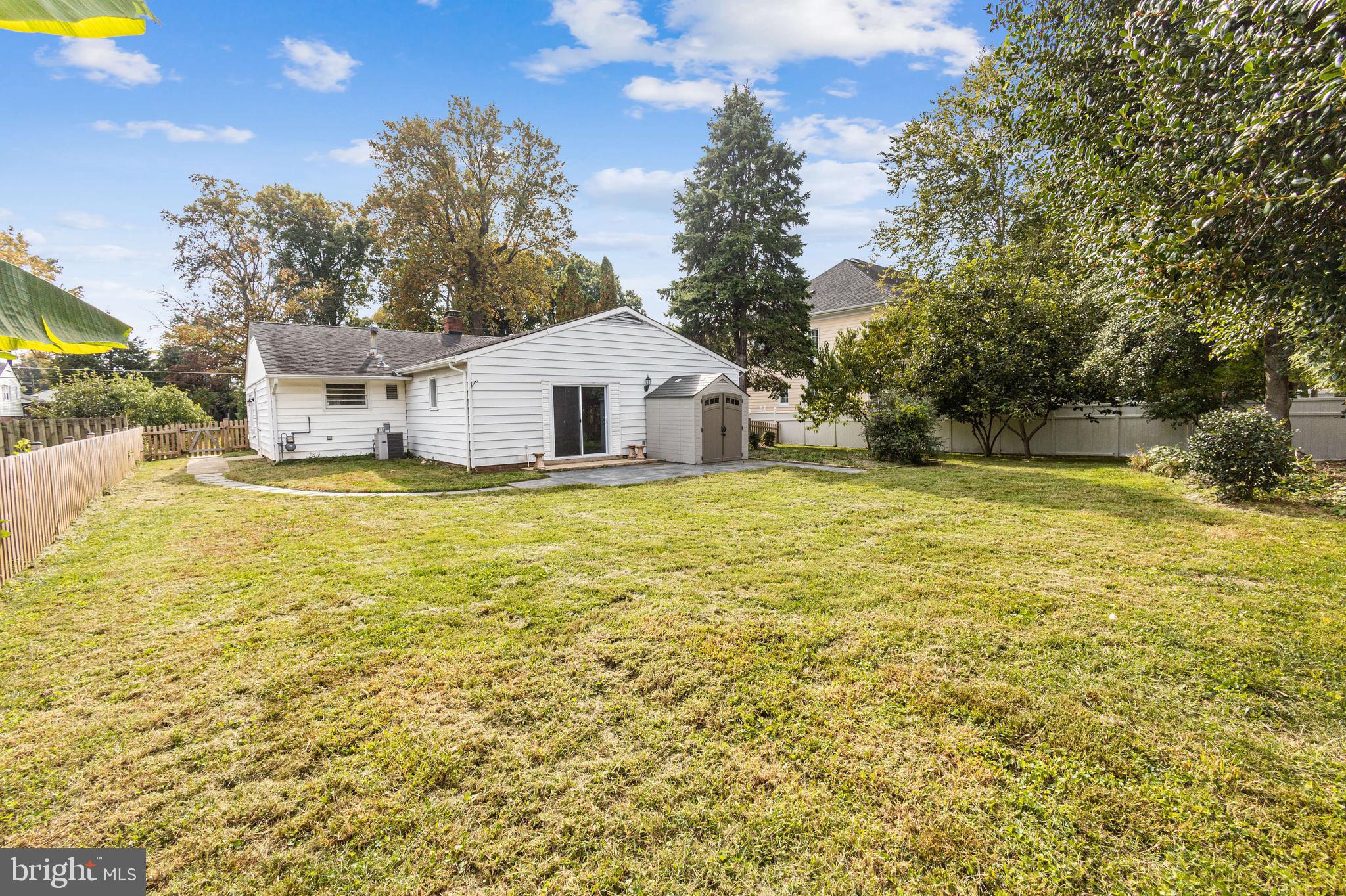 7502 Hogarth Street Springfield, VA 22151 - Photo 32 of 36 Gallery Image 32