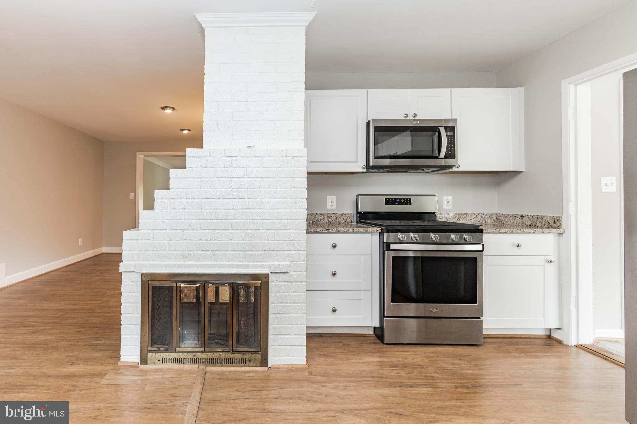 7502 Hogarth Street Springfield, VA 22151 - Photo 7 of 36 Gallery Image 7