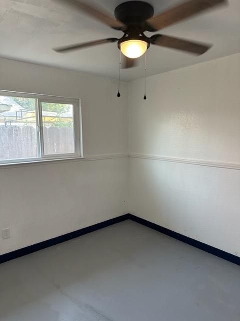 1319 Adler Drive Clovis, CA 93612 - Photo 14 of 20 an empty room with a window