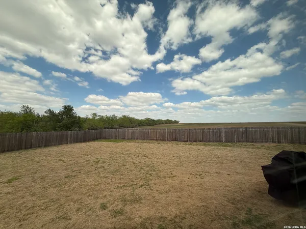 $2,400 | 453 Chaco Loop, Seguin, TX 78155