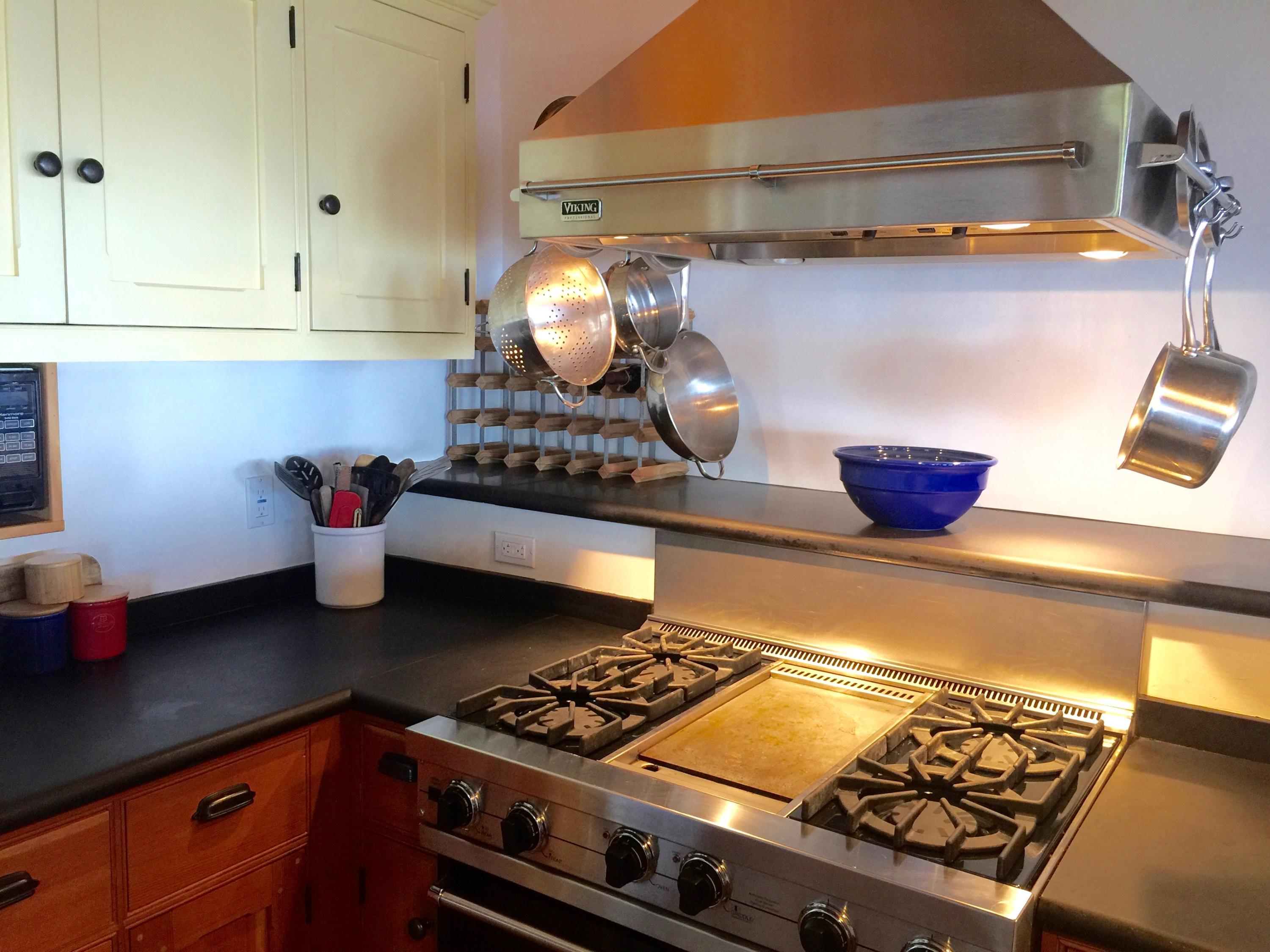 4897 Lookout Road Santa Barbara, CA 93105 - Photo 7 of 21 S-KitchenDetail